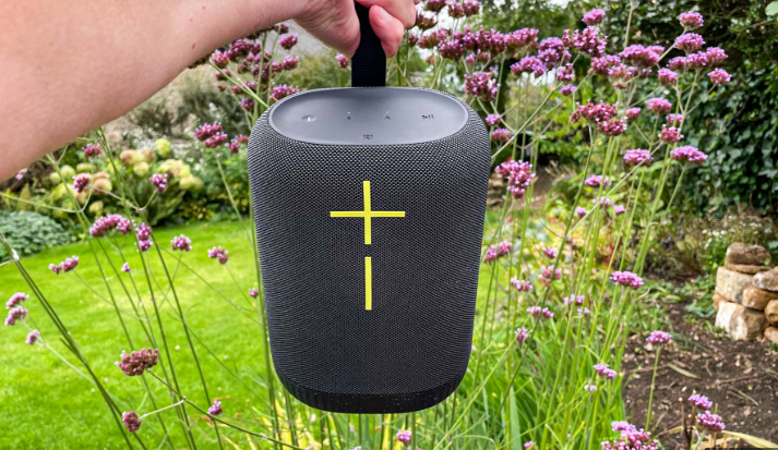 Portable vs Stationary Bluetooth Speaker: Choosing the Best Bluetooth Speaker 2025 for Your Lifestyle